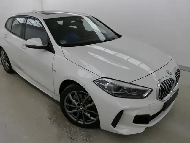 BMW 120