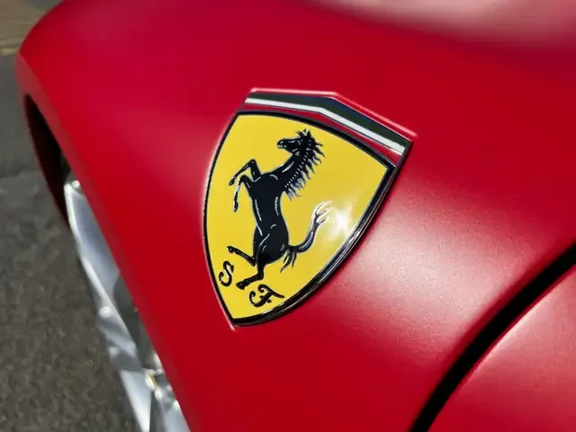Ferrari 296 GTS