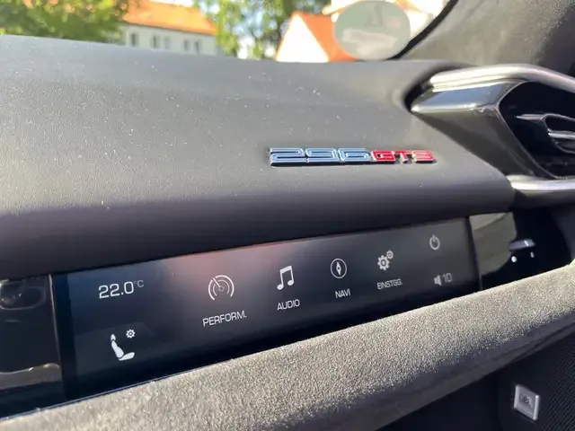 Ferrari 296 GTS