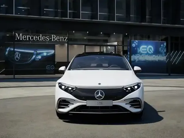 Mercedes-Benz EQS