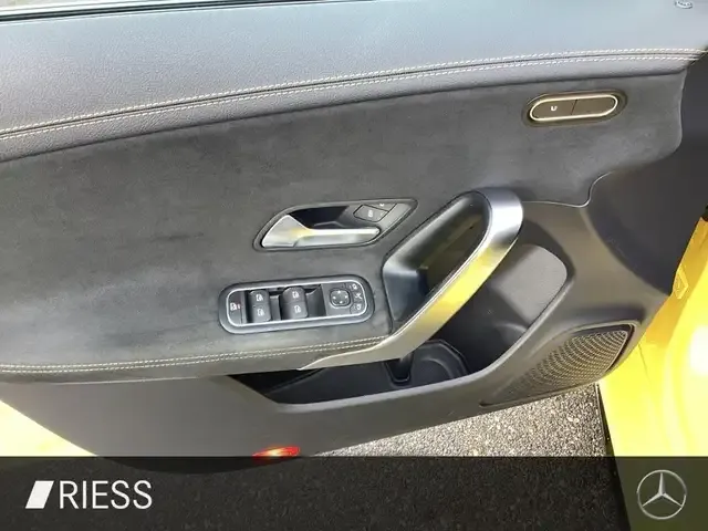 Mercedes-Benz Sonstige