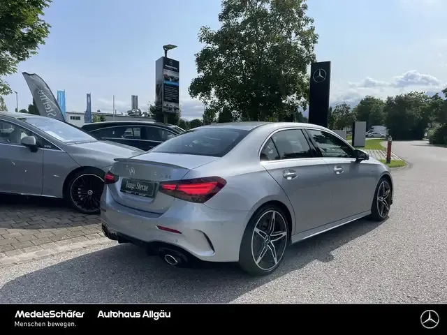 Mercedes-Benz A 35 AMG