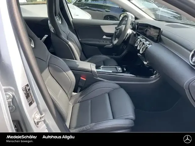 Mercedes-Benz A 35 AMG