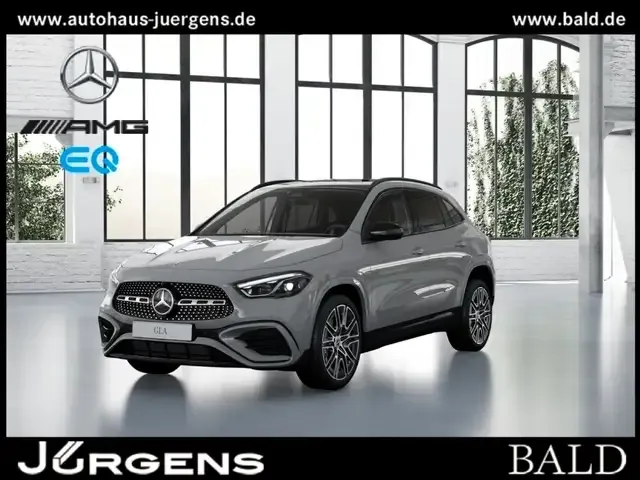 Mercedes-Benz GLA 220