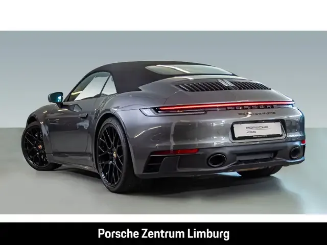 Porsche 992