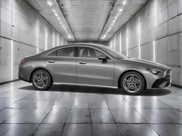 Mercedes-Benz CLA 200