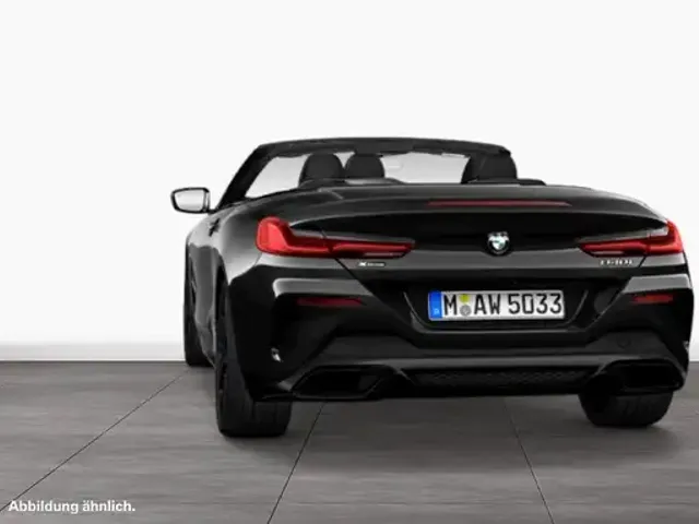 BMW 840