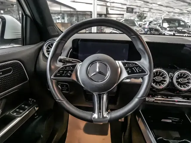 Mercedes-Benz EQB 350