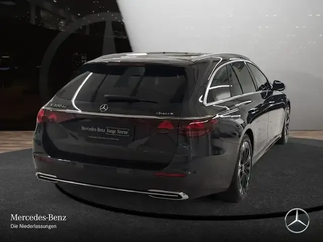 Mercedes-Benz E 300