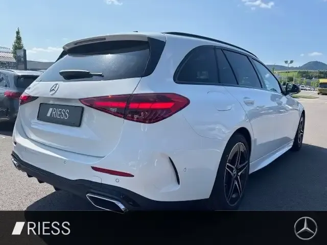 Mercedes-Benz C 220