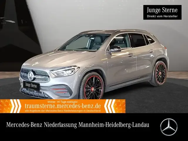 Mercedes-Benz GLA 250