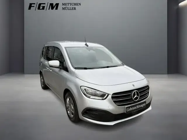 Mercedes-Benz T-Class