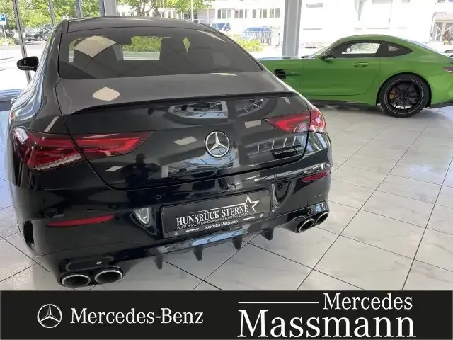Mercedes-Benz CLA 45 AMG