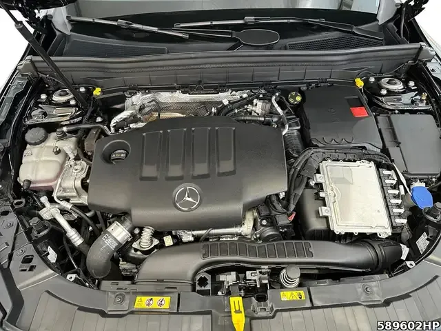 Mercedes-Benz GLB 200