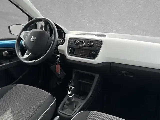 SEAT Mii