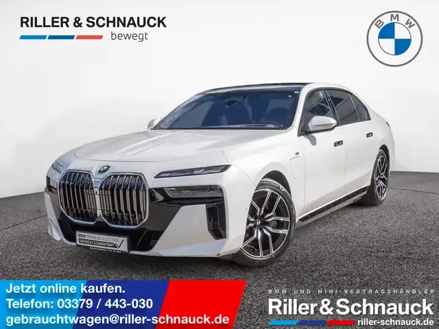 BMW 750