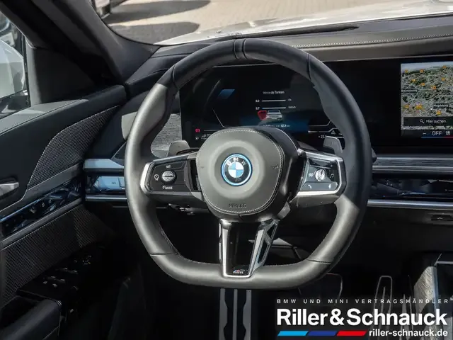 BMW 750