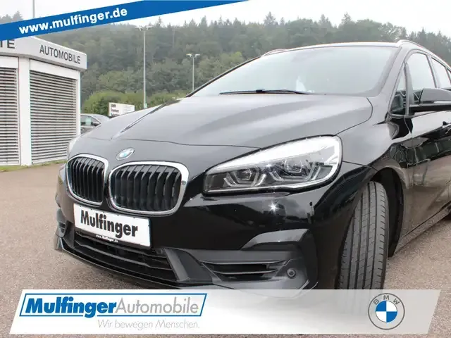 BMW 218