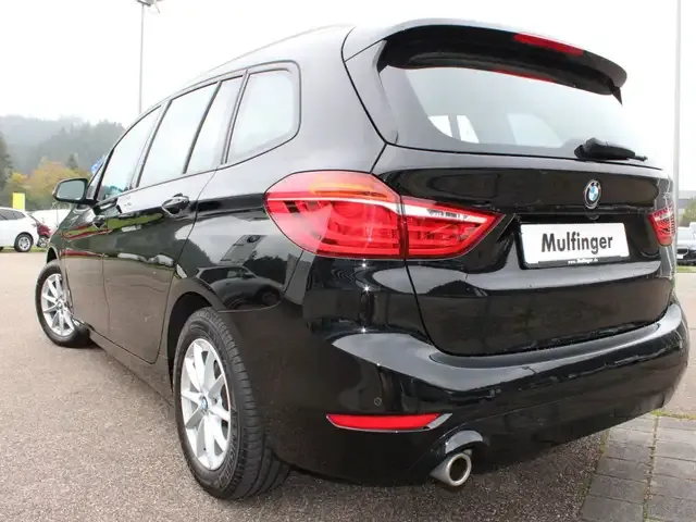 BMW 218