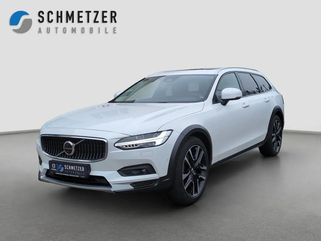 Volvo V90 Cross Country