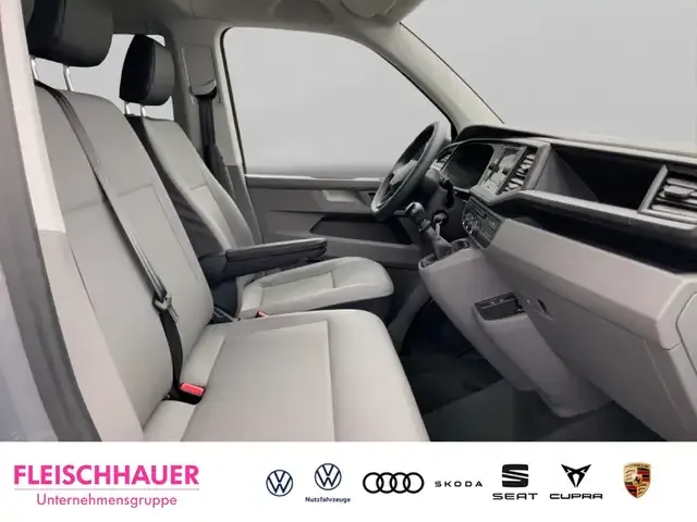 Volkswagen T6.1 Caravelle
