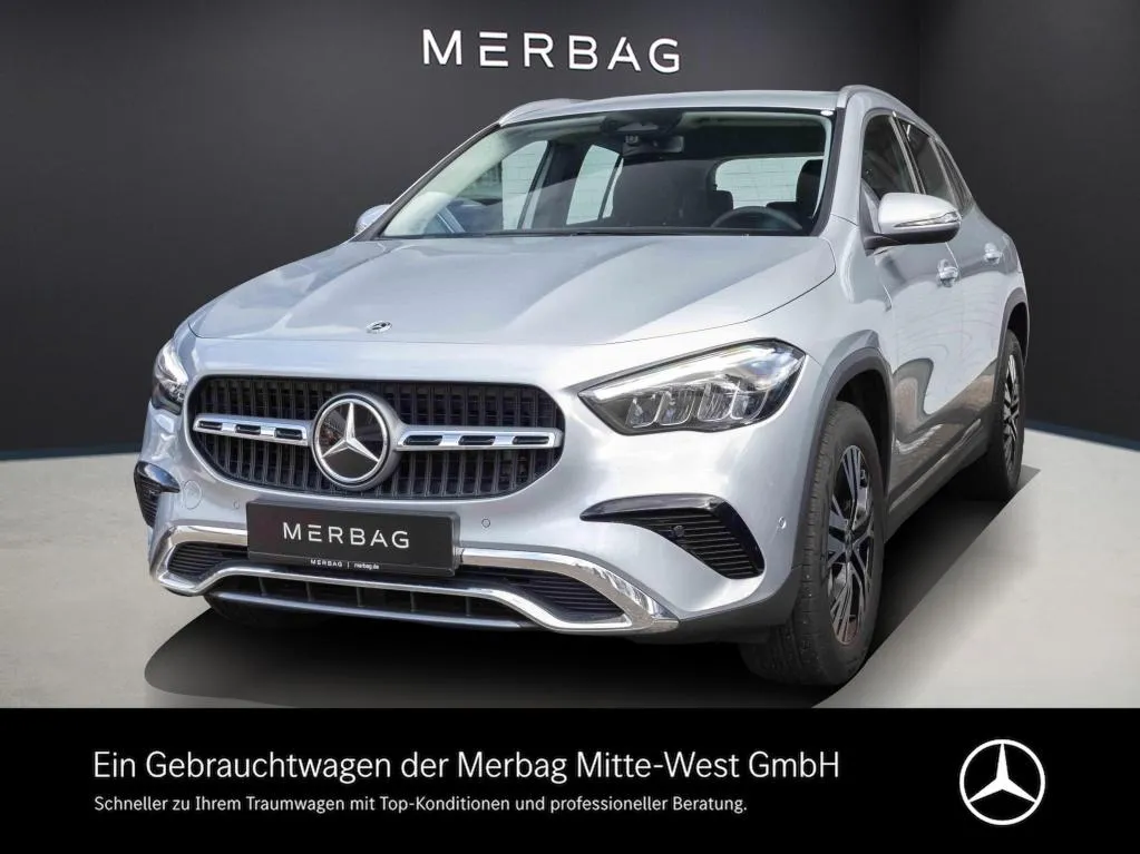 Mercedes-Benz GLA 180