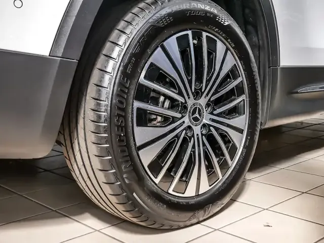 Mercedes-Benz EQB 300