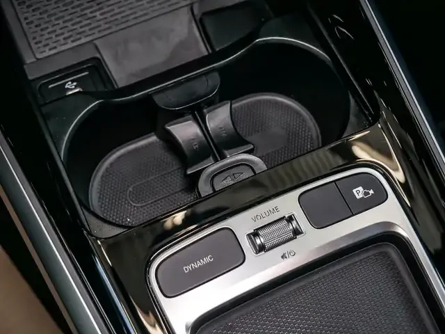 Mercedes-Benz EQB 300