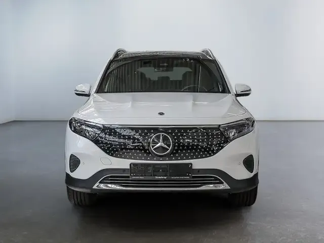 Mercedes-Benz EQB 300
