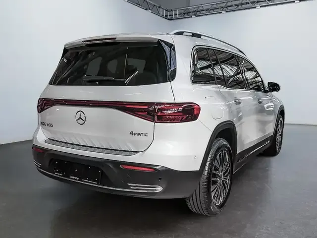 Mercedes-Benz EQB 300