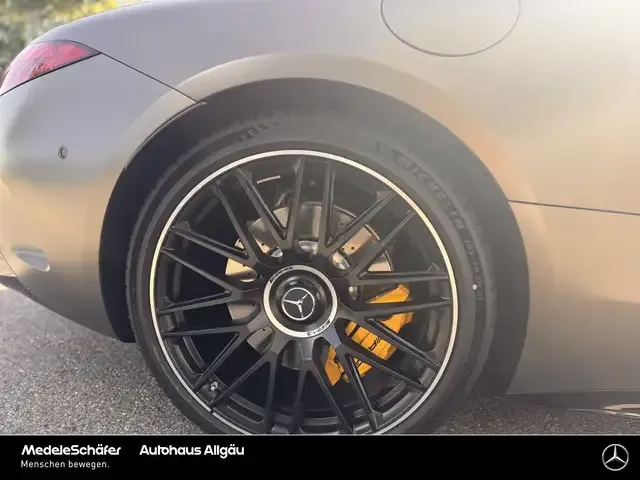 Mercedes-Benz SL 63 AMG