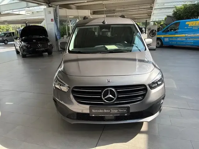 Mercedes-Benz T-Class
