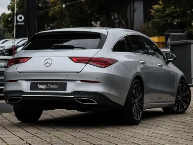 Mercedes-Benz CLA 180