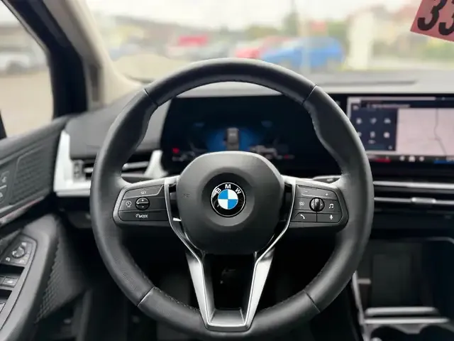 BMW 216