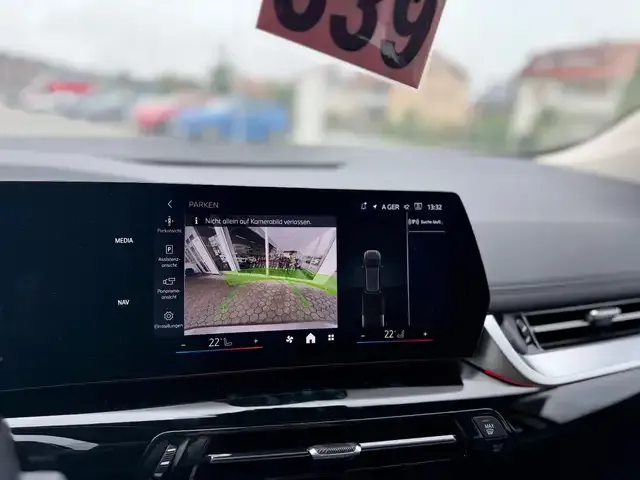 BMW 216