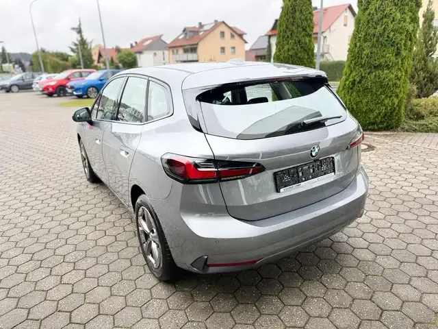 BMW 216