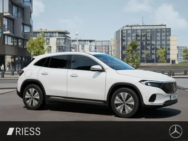 Mercedes-Benz EQA 300