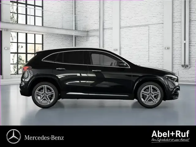 Mercedes-Benz GLA 220