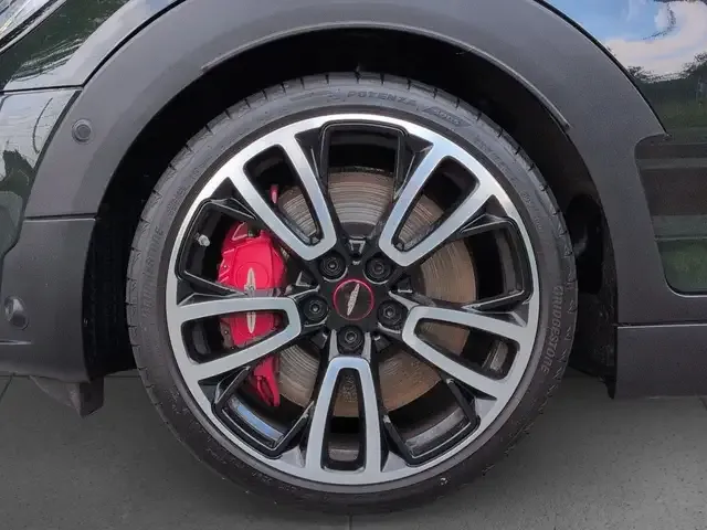 MINI John Cooper Works Clubman