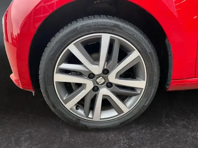 SEAT Mii