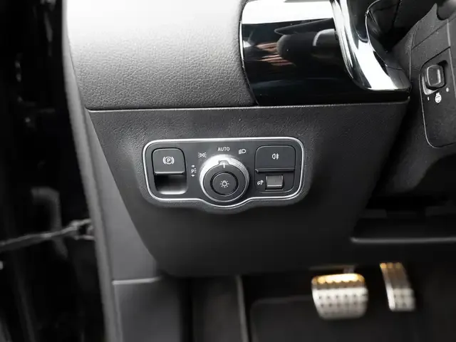 Mercedes-Benz GLA 220