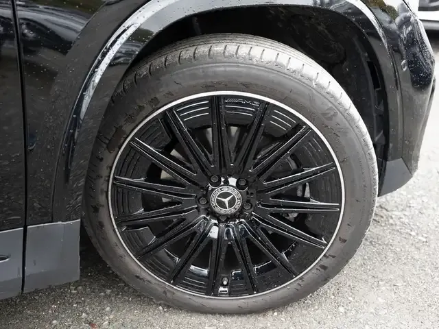 Mercedes-Benz GLA 220