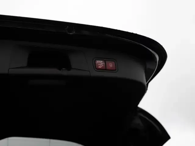 Mercedes-Benz GLA 220