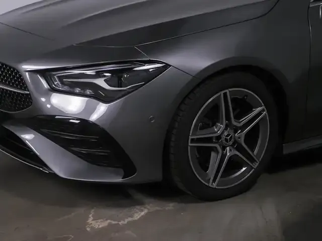 Mercedes-Benz CLA 200