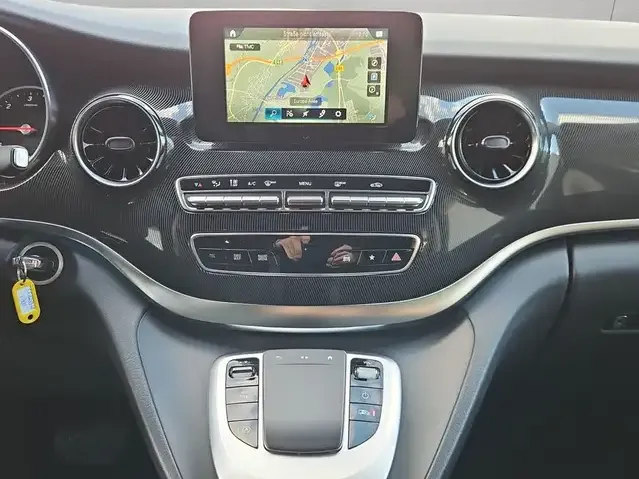 Mercedes-Benz V