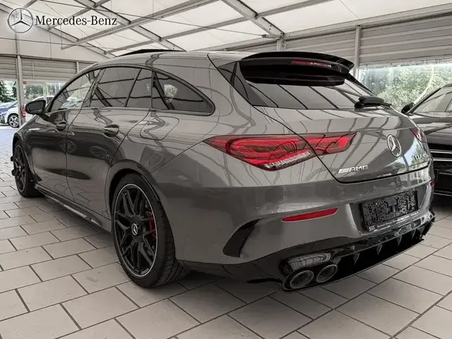 Mercedes-Benz CLA 45 AMG