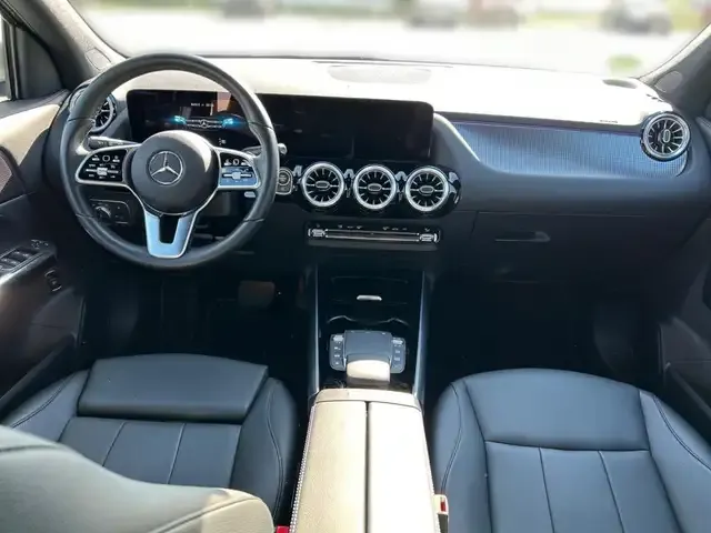 Mercedes-Benz GLA 180