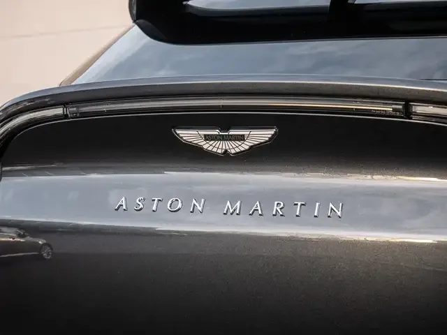 Aston Martin DBX