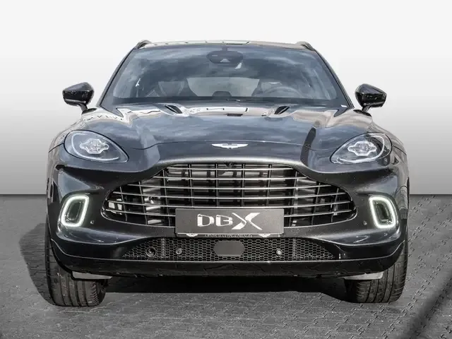 Aston Martin DBX