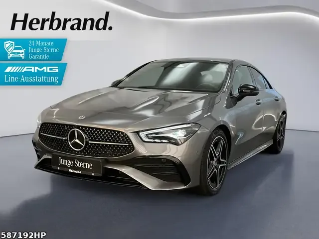 Mercedes-Benz CLA 220